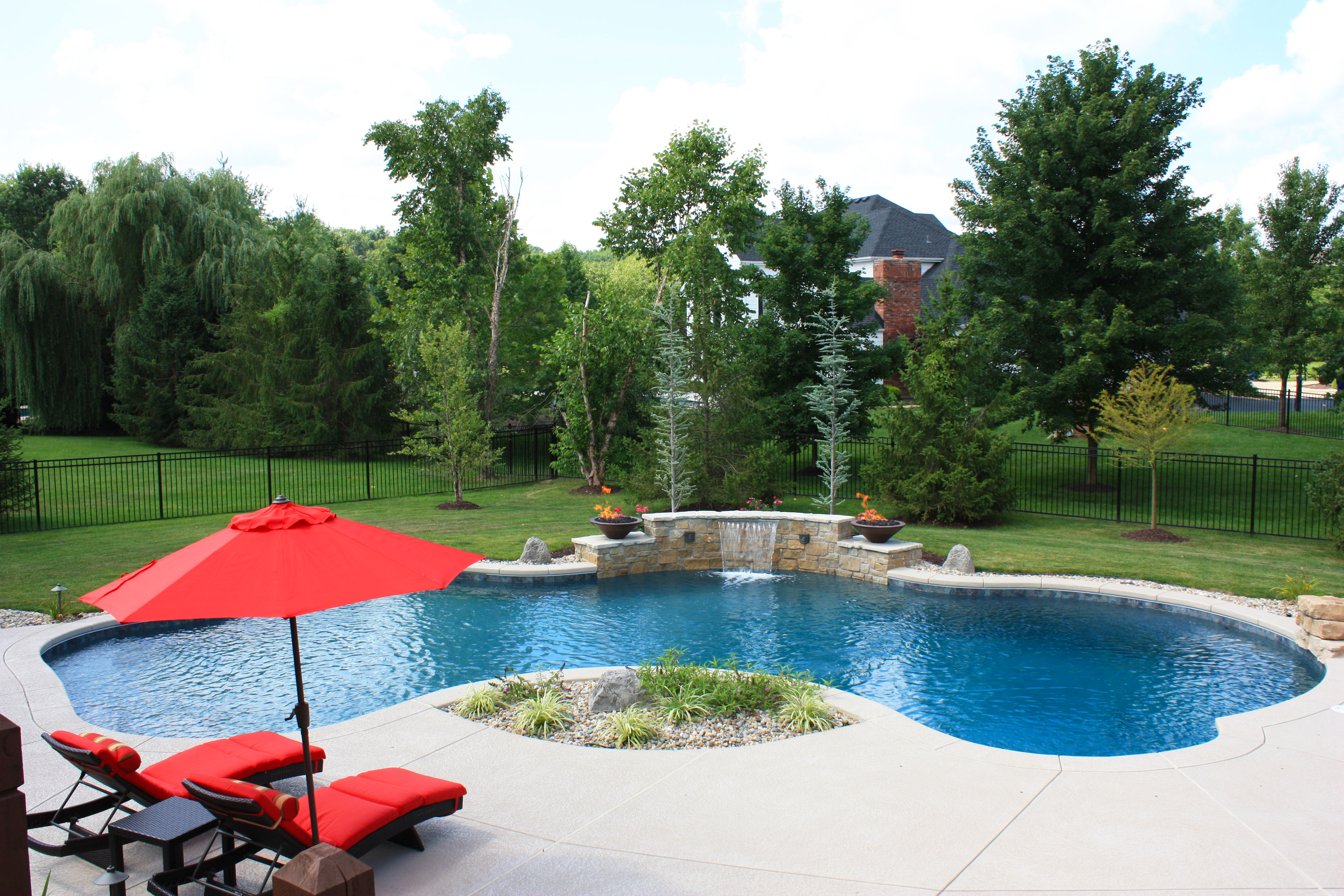 Baker Pool Construction | St. Louis Custom Pools Gallery