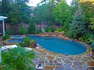 st louis pool construction, custom concrete pool, flagstone patio