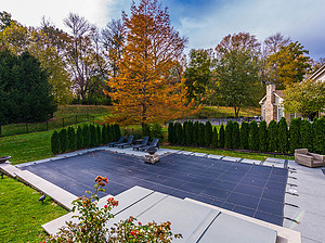 st louis pool construction, custom concrete pool, geometric, loop loc, mesh safety cover