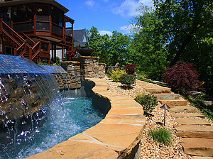 st louis pool construction, custom concrete pool, flagstone coping, vanishing edge