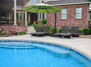 st louis pool construction, custom concrete pool, tan shelf, stair entry