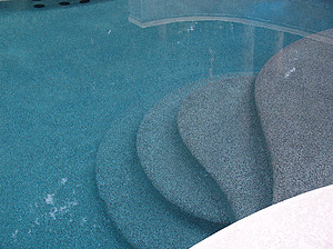 st louis pool construction, custom concrete pool, stair entry