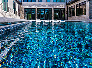 st louis pool construction, custom concrete pool, tile, pebble finish
