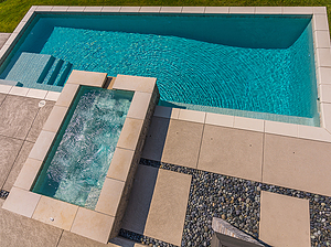 st louis pool construction, custom concrete pool, shapes and structure, geometric